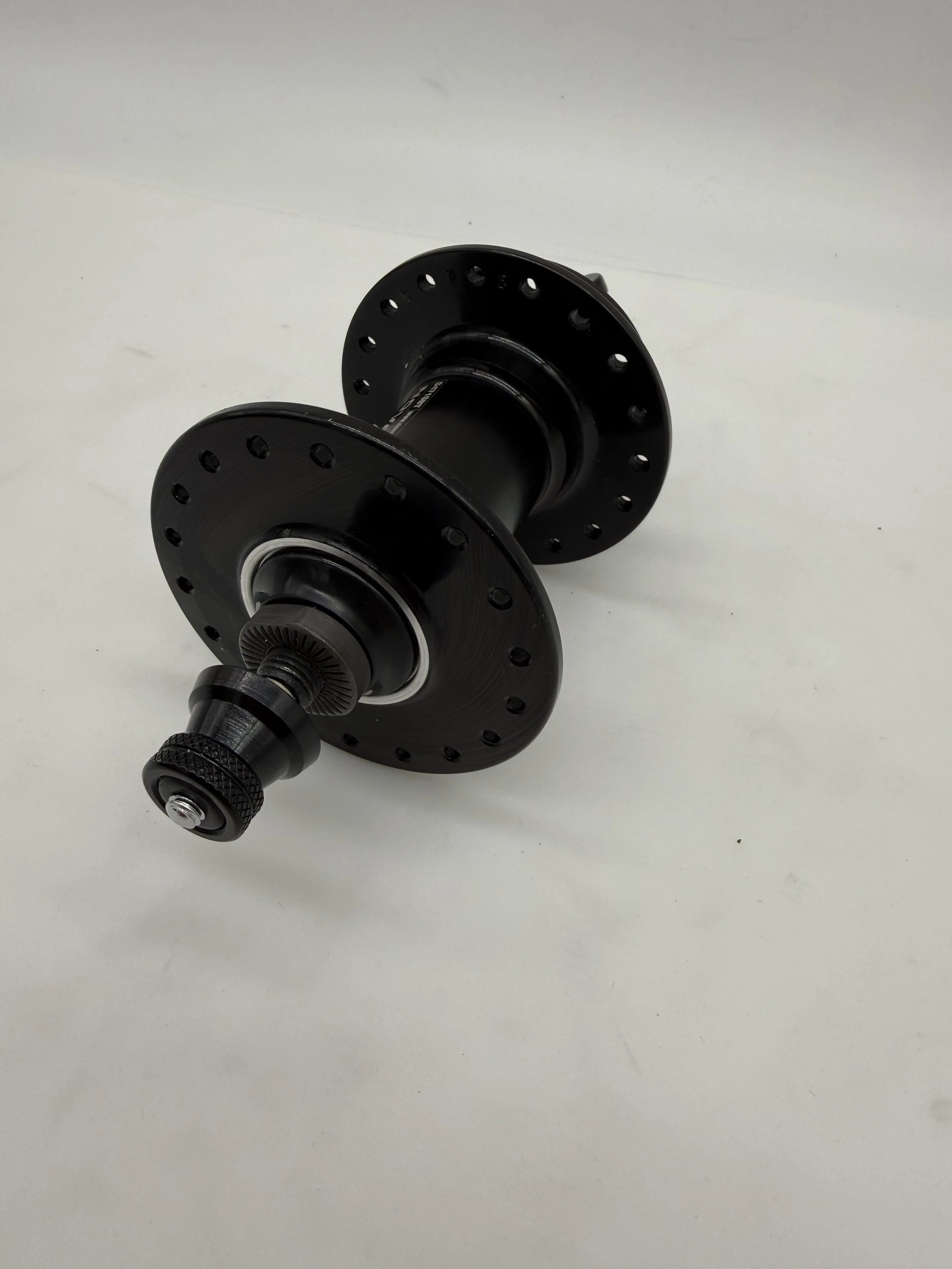 piasta-przod-novatec-d471sbt-36-ot-100mm-szybkozamykacz-ean-gtin-5907255501229