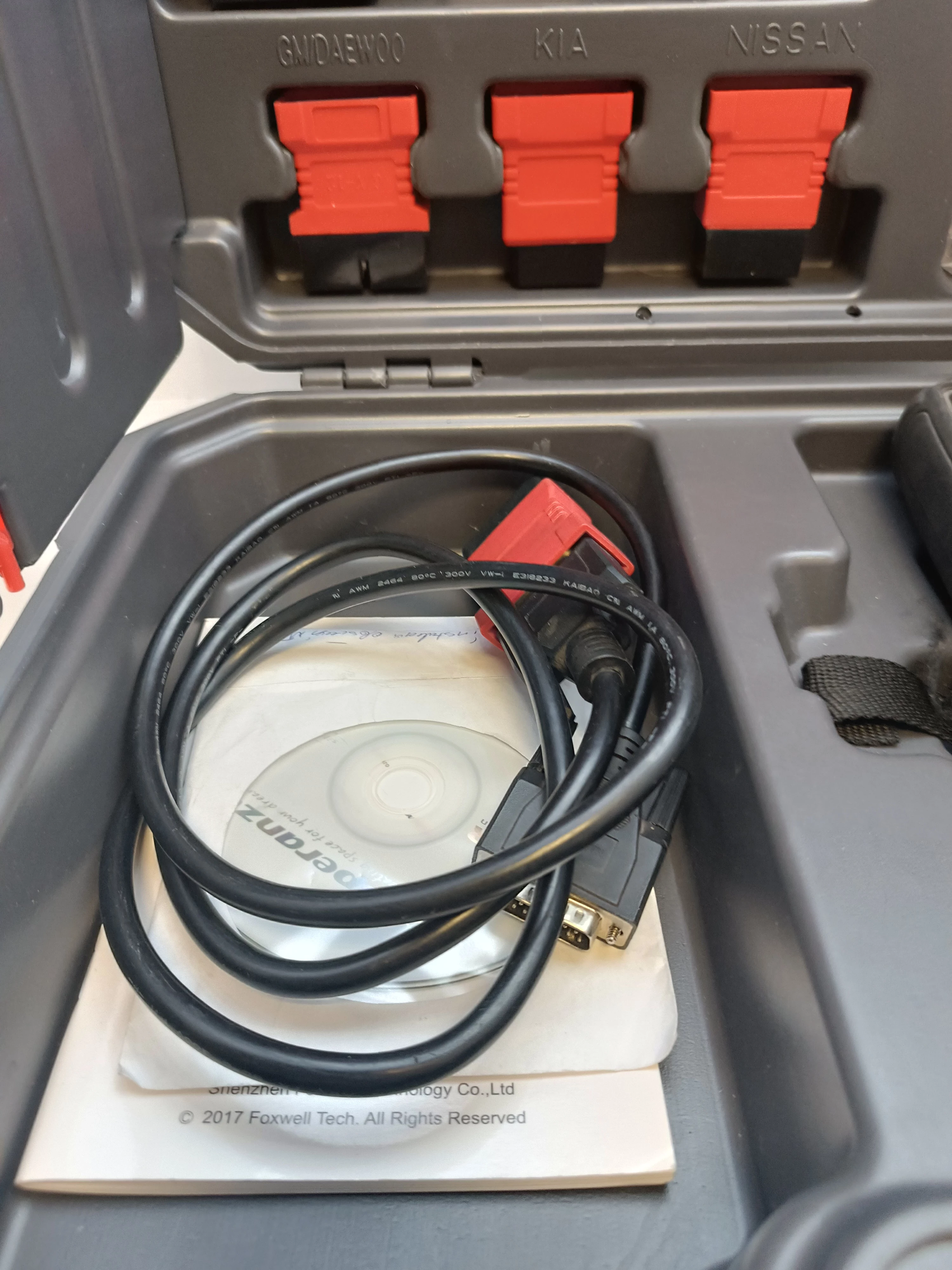 tester-skaner-diagnoskop-komputer-diagnostyczny-foxwell-kompletwalizka-ean-gtin-6937357212883