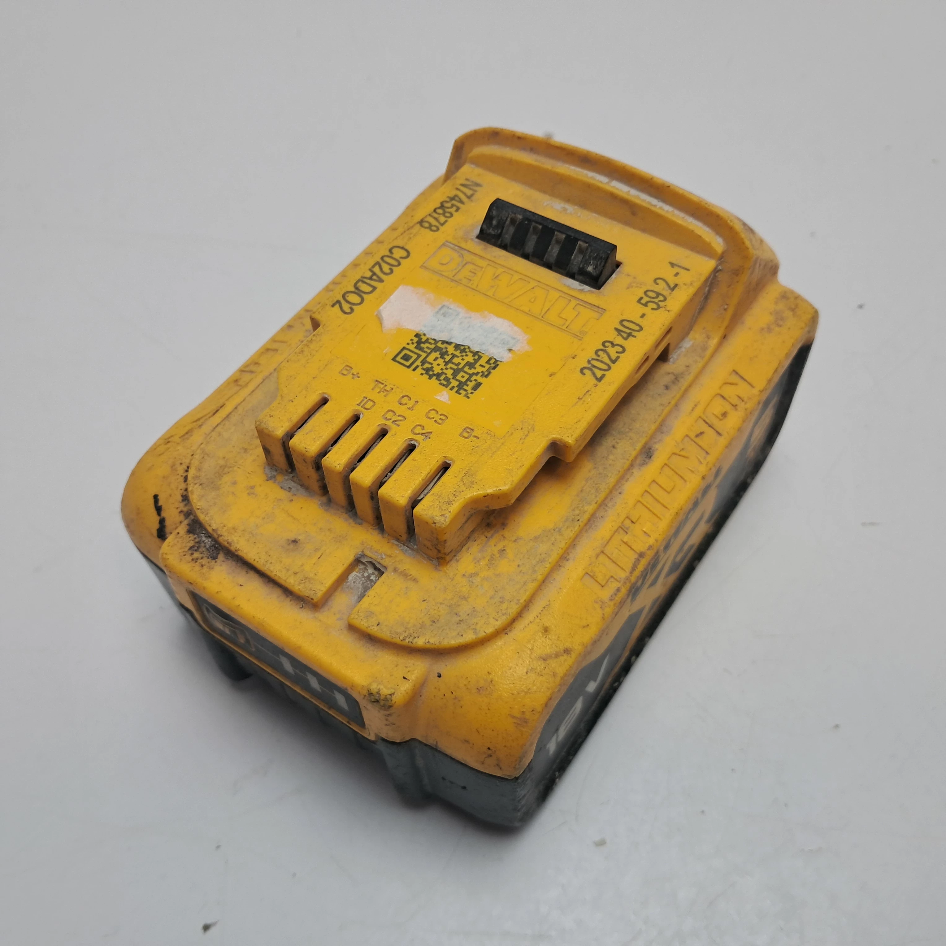 akumulator-dewalt-50-2023-napiecie-v-128551-6