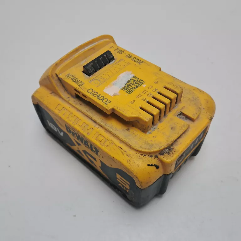 akumulator-dewalt-50-2023-stan-11323-2