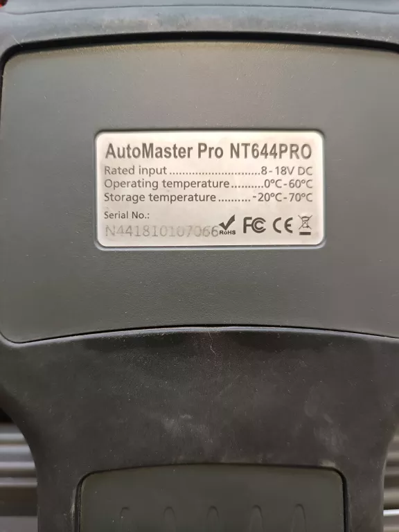 tester-skaner-diagnoskop-komputer-diagnostyczny-foxwell-kompletwalizka-waga-produktu-z-opakowaniem-jednostkowym-5000