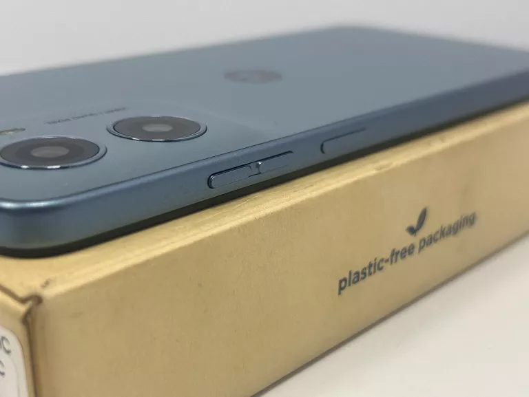 telefon-motorola-moto-e15-stan-11323-2