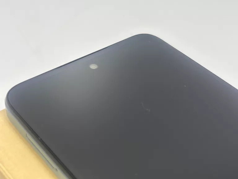 telefon-motorola-moto-e15-system-operacyjny-4388-1