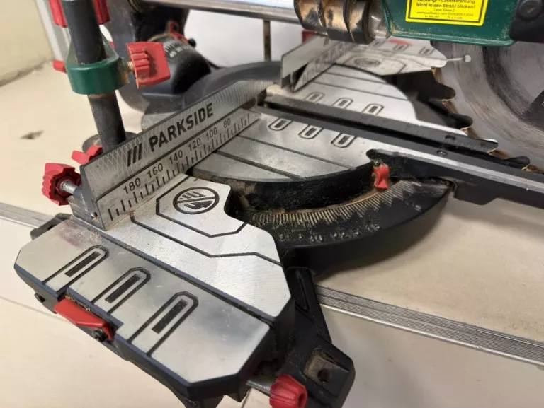 pilarka-ukosowa-z-przesuwem-2000-w-parkside-pzks-2000-c3-odbior-osobisty-srednica-tarczy-21000