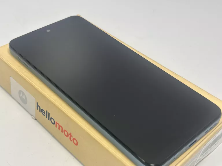 telefon-motorola-moto-e15-wbudowana-pamiec-202869-214193