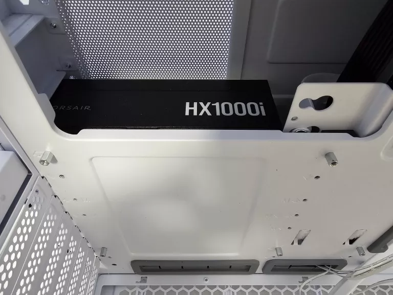 obudowa-lian-li-o11d-evo-rgb-white-z-zasilaczem-modulowym-corsair-hx1000i-typ-obudowy-4477-30