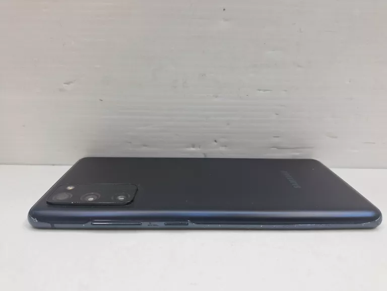 telefon-samsung-galaxy-s20-fe-stan-11323-2