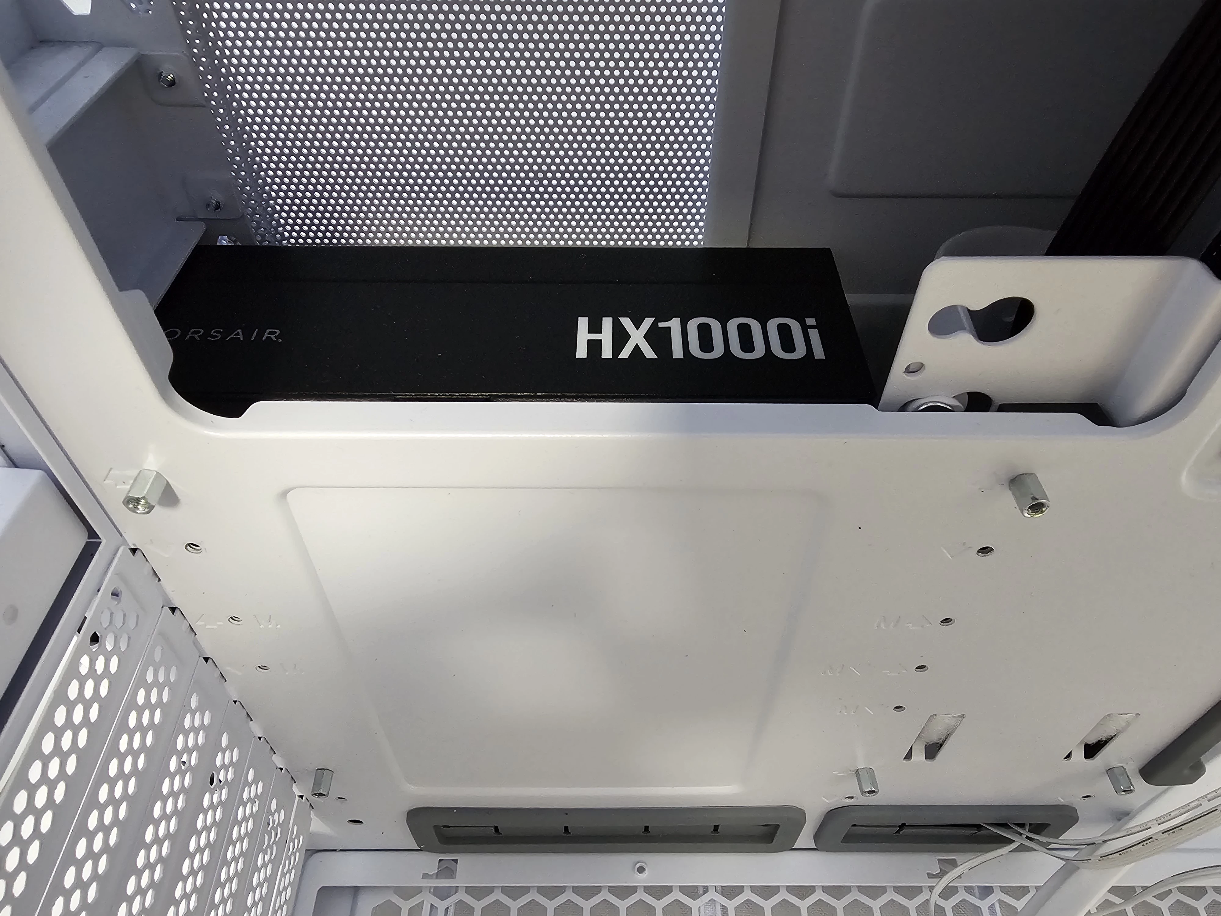 obudowa-lian-li-o11d-evo-rgb-white-z-zasilaczem-modulowym-corsair-hx1000i-typ-obudowy-4477-30