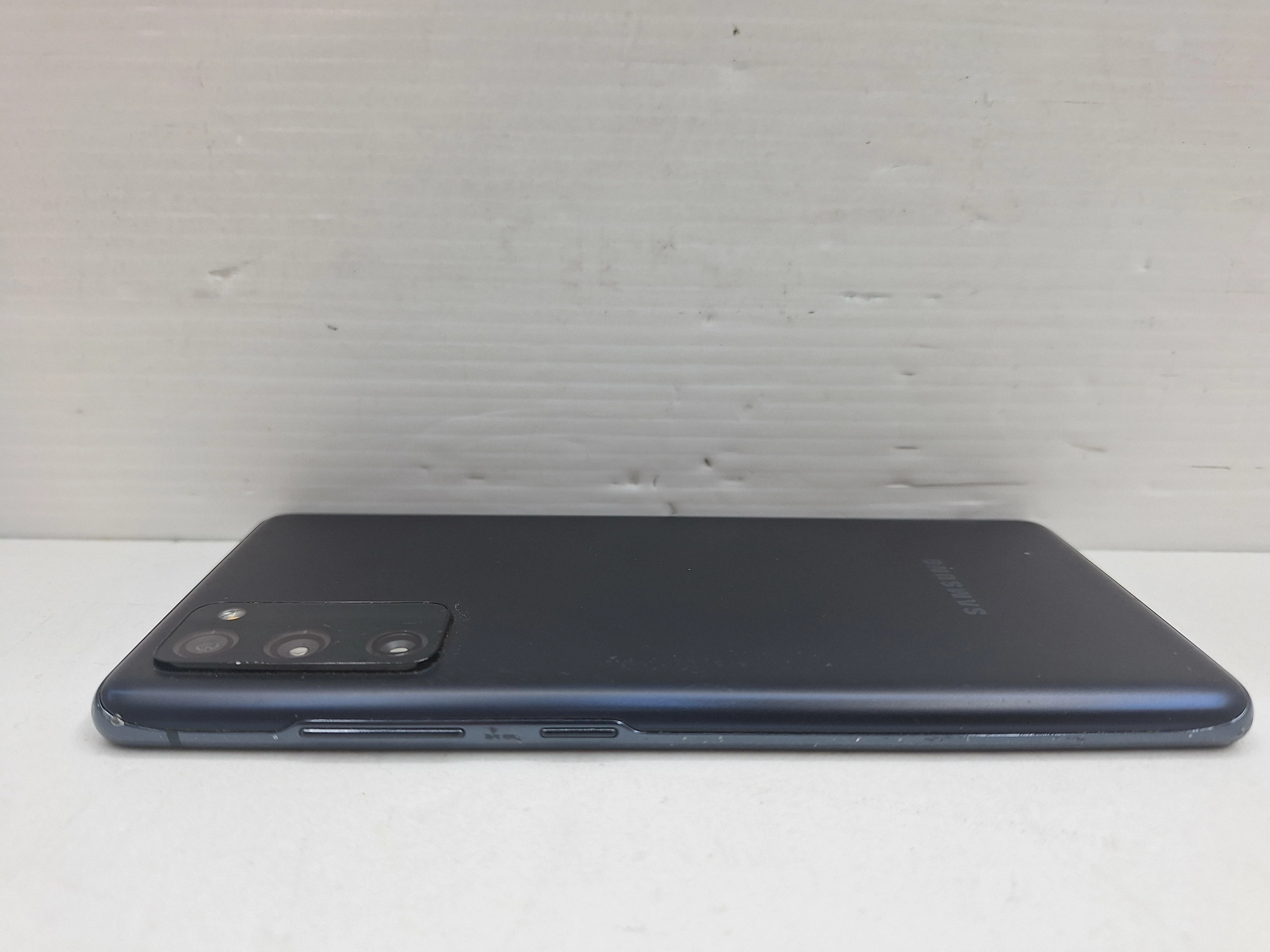 telefon-samsung-galaxy-s20-fe-stan-11323-2