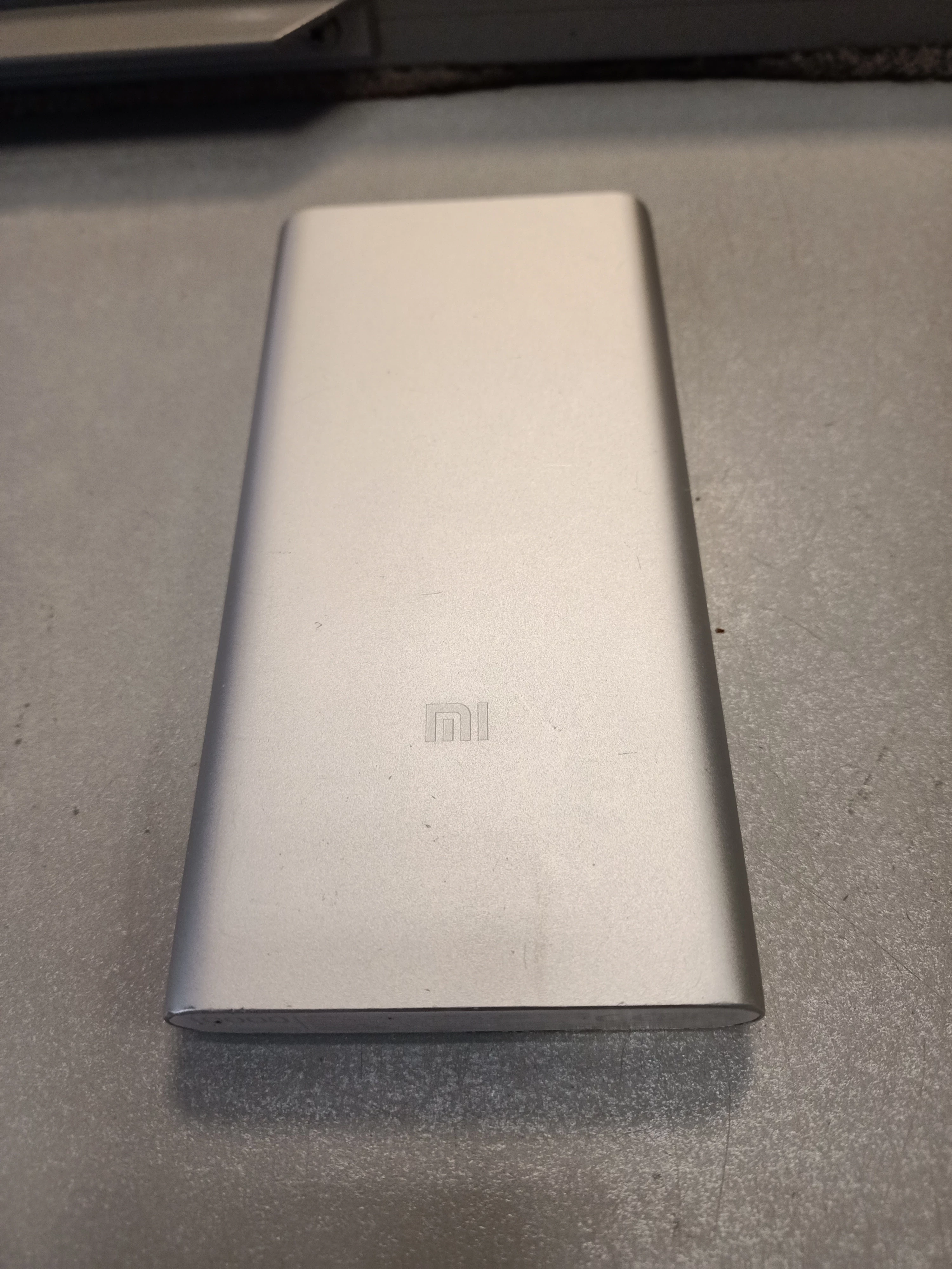 powerbank-10000-mah-mi-senatorska-38-legnica