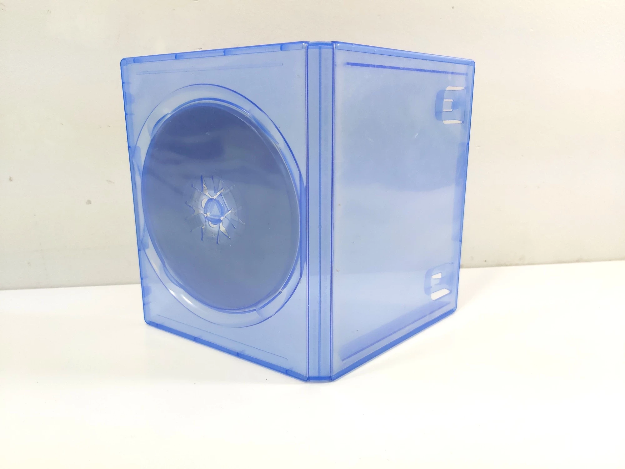 gra-ps4-the-last-guardian-stan-11323-2