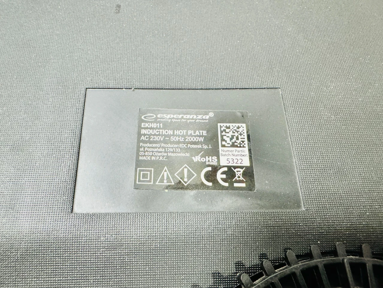 kuchenka-indukcyjna-esperanza-ekh011-2000w-5-trybow-liczba-pol-grzewczychpalnikow-1