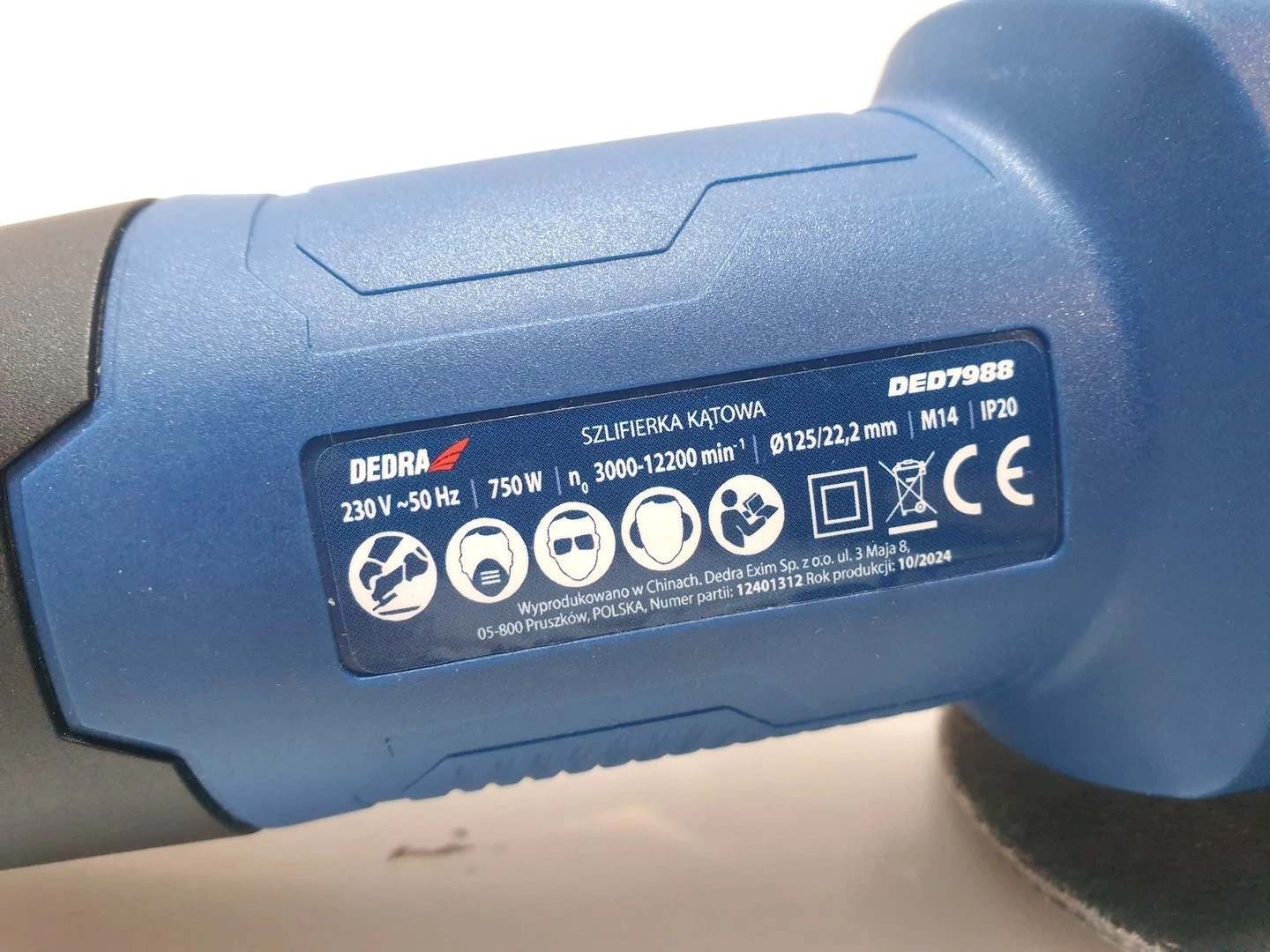szlifierka-dedra-ded7988-750w-125mm-stan-11323-2
