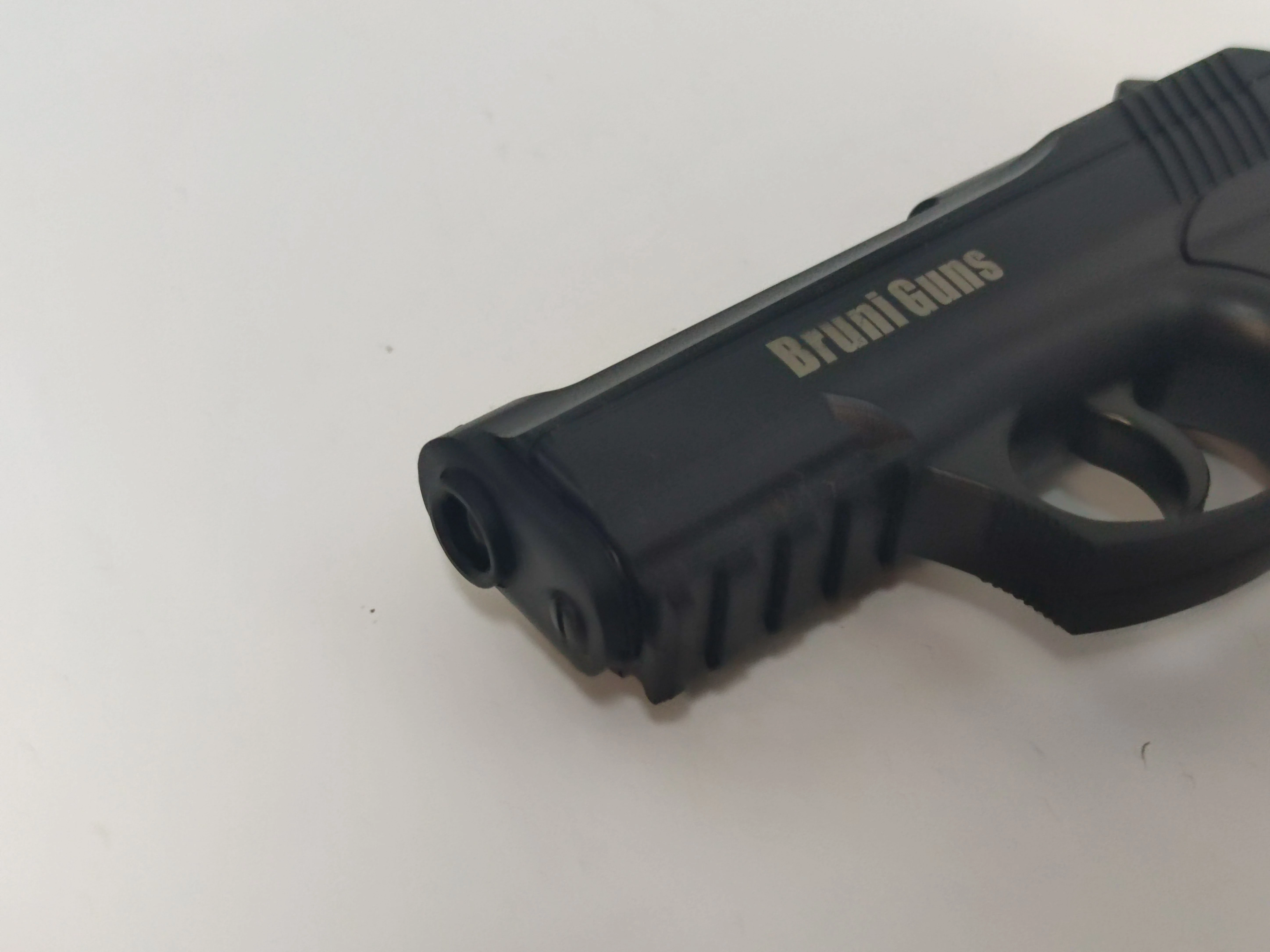 wiatrowka-bruniguns-wg-c11-model-c11