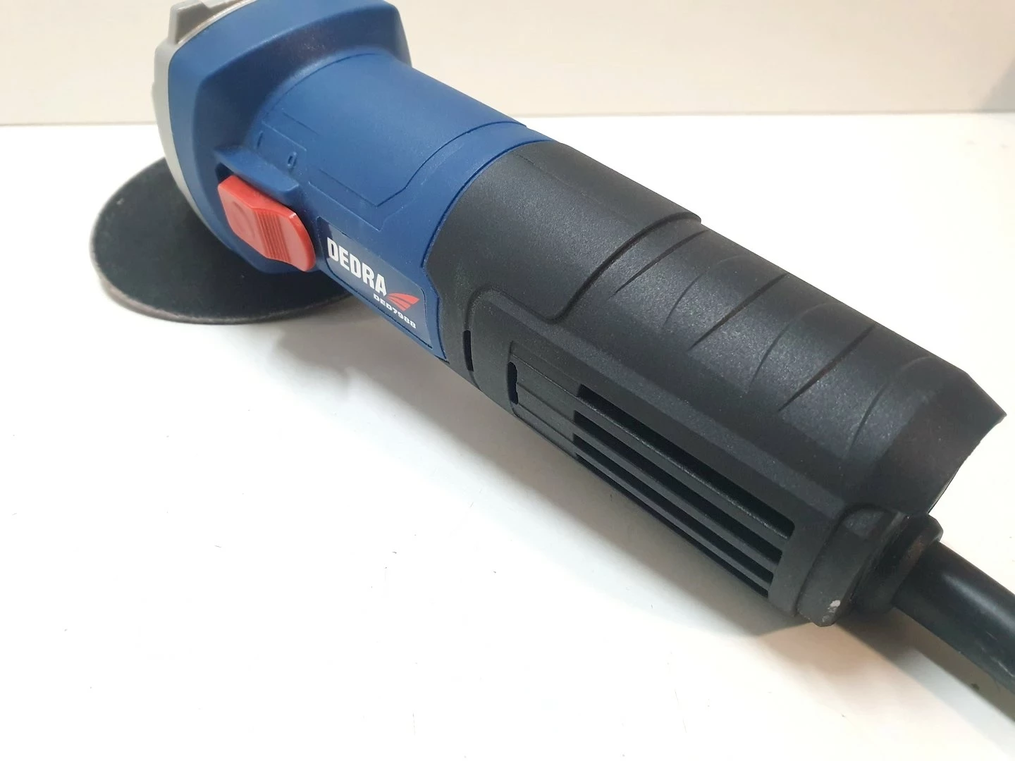 szlifierka-dedra-ded7988-750w-125mm-ean-gtin-5902628798800