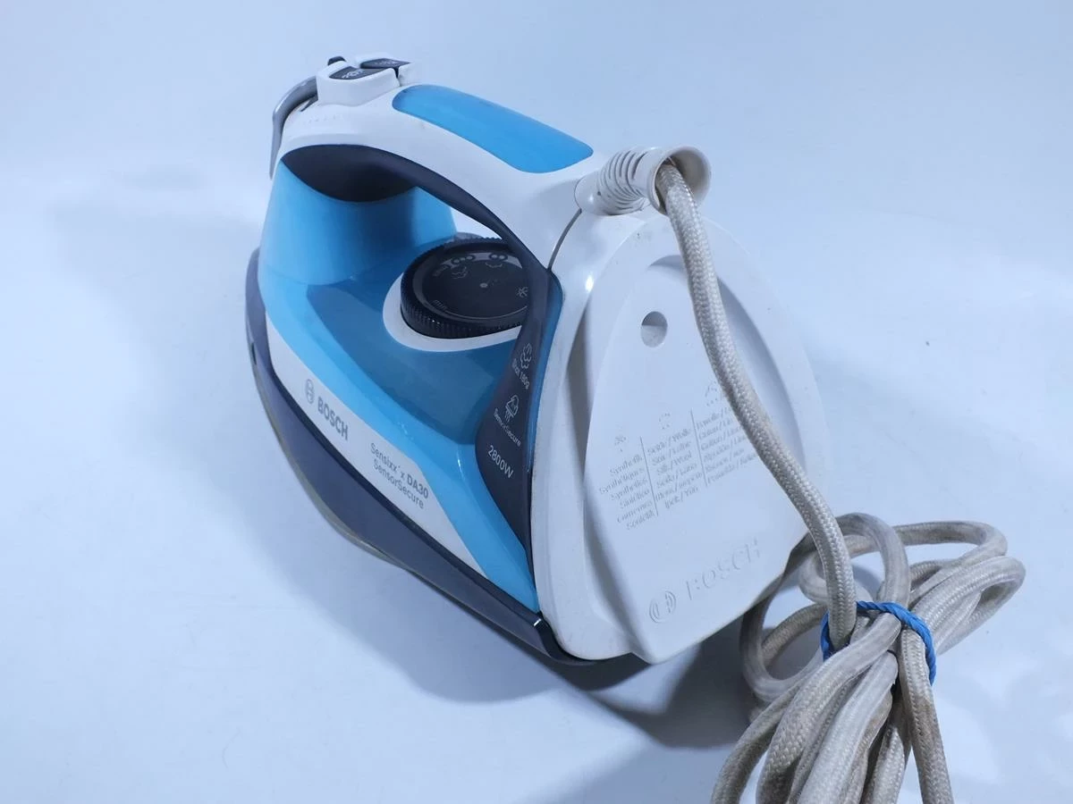 zelazko-bosch-da30-model-tda3024110