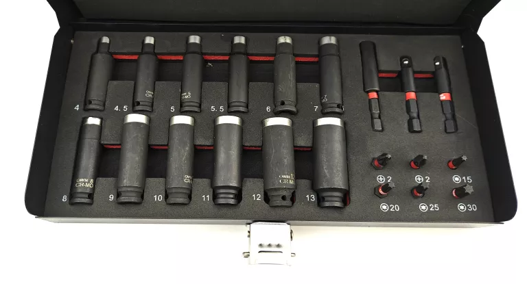 zestaw-nasadek-udarowych-i-bitow-parkside-14-46szt-ean-gtin-4823100424554