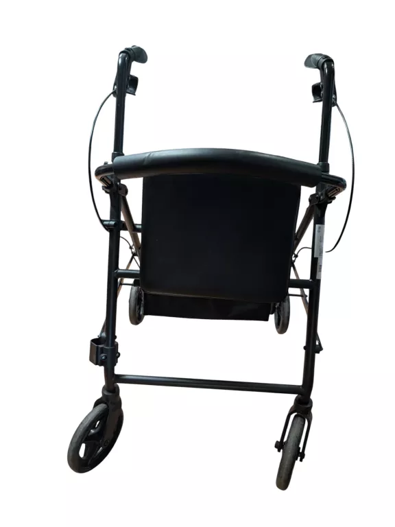 chodzik-czterokolowy-rf-610-dla-osoby-starszej-z-kuferkiem-siedziskiem-material-ramy-230245-350169