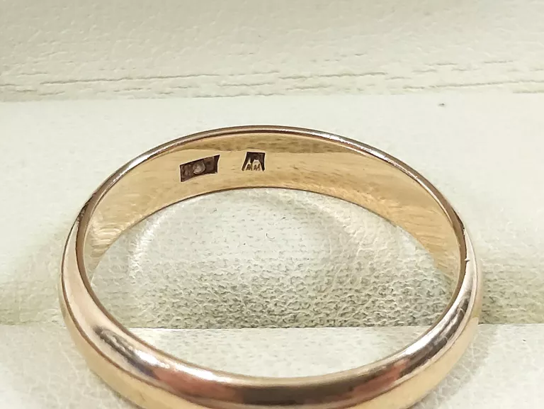 sliczna-zlota-obraczka-proba-585-rozmiar-23-kamienie-221-64