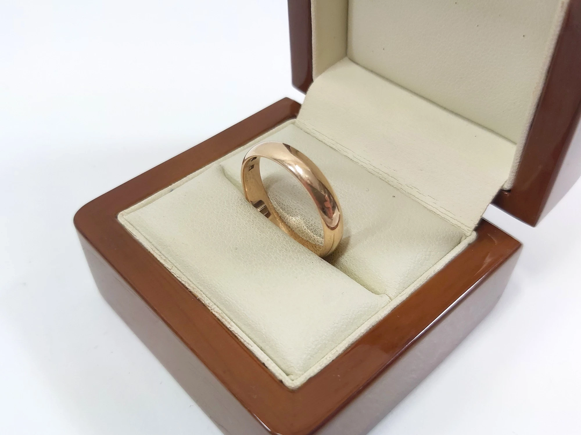 sliczna-zlota-obraczka-proba-585-rozmiar-23-kamienie-221-64