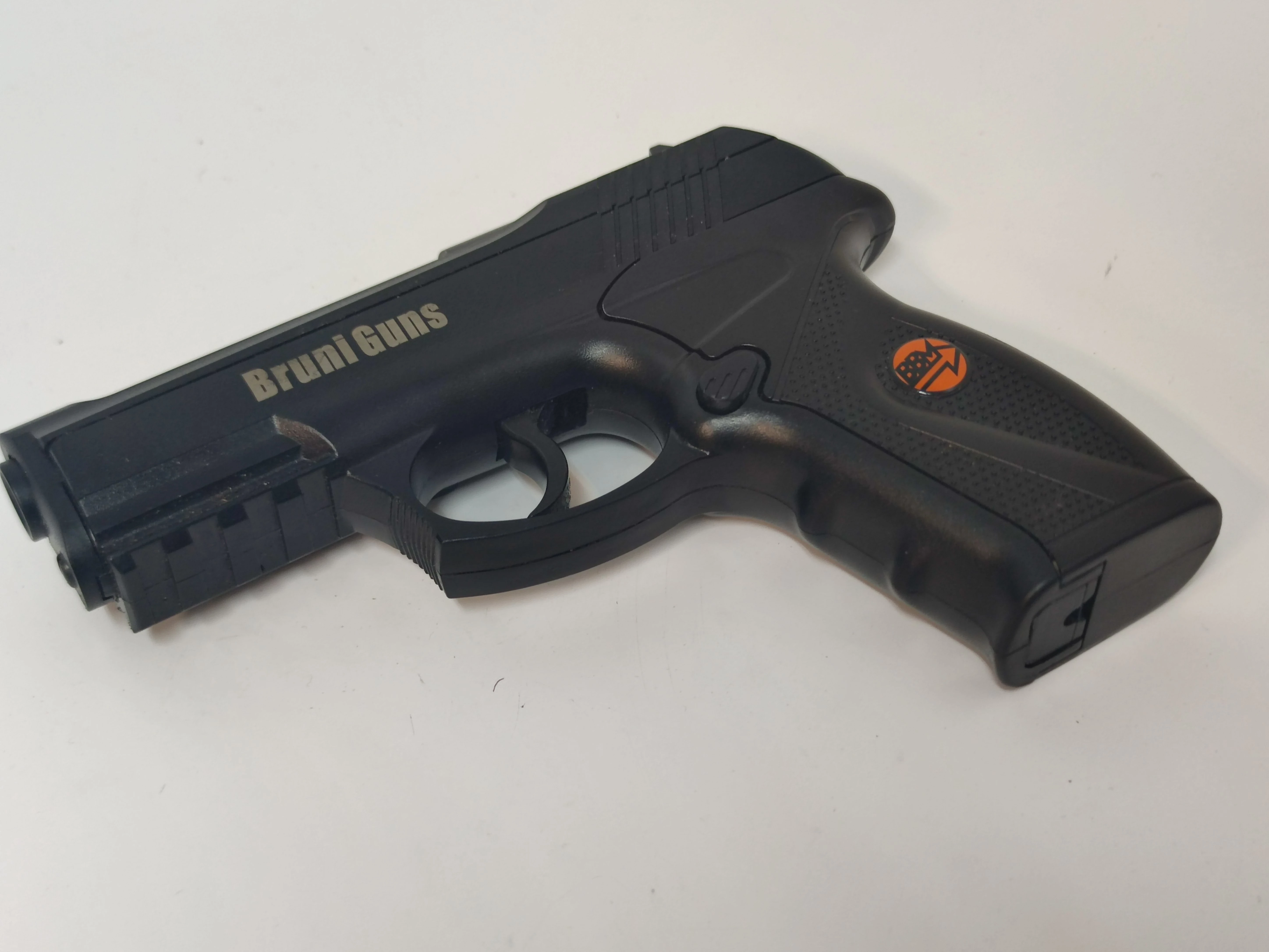 wiatrowka-bruniguns-wg-c11-kod-producenta-84010