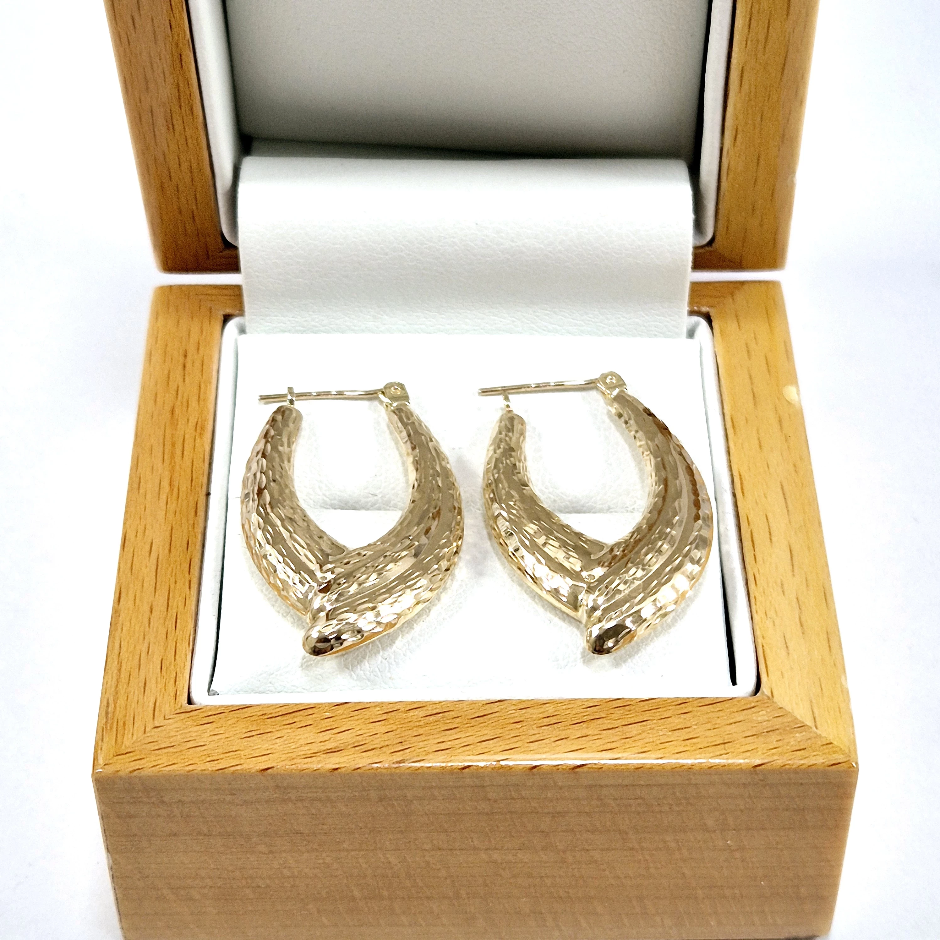 zlote-kolczyki-teksturowe-585-221g-3cm-material-15835-2