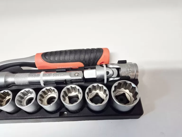 zestaw-kluczy-nasadowych-werckmann-stan-11323-2