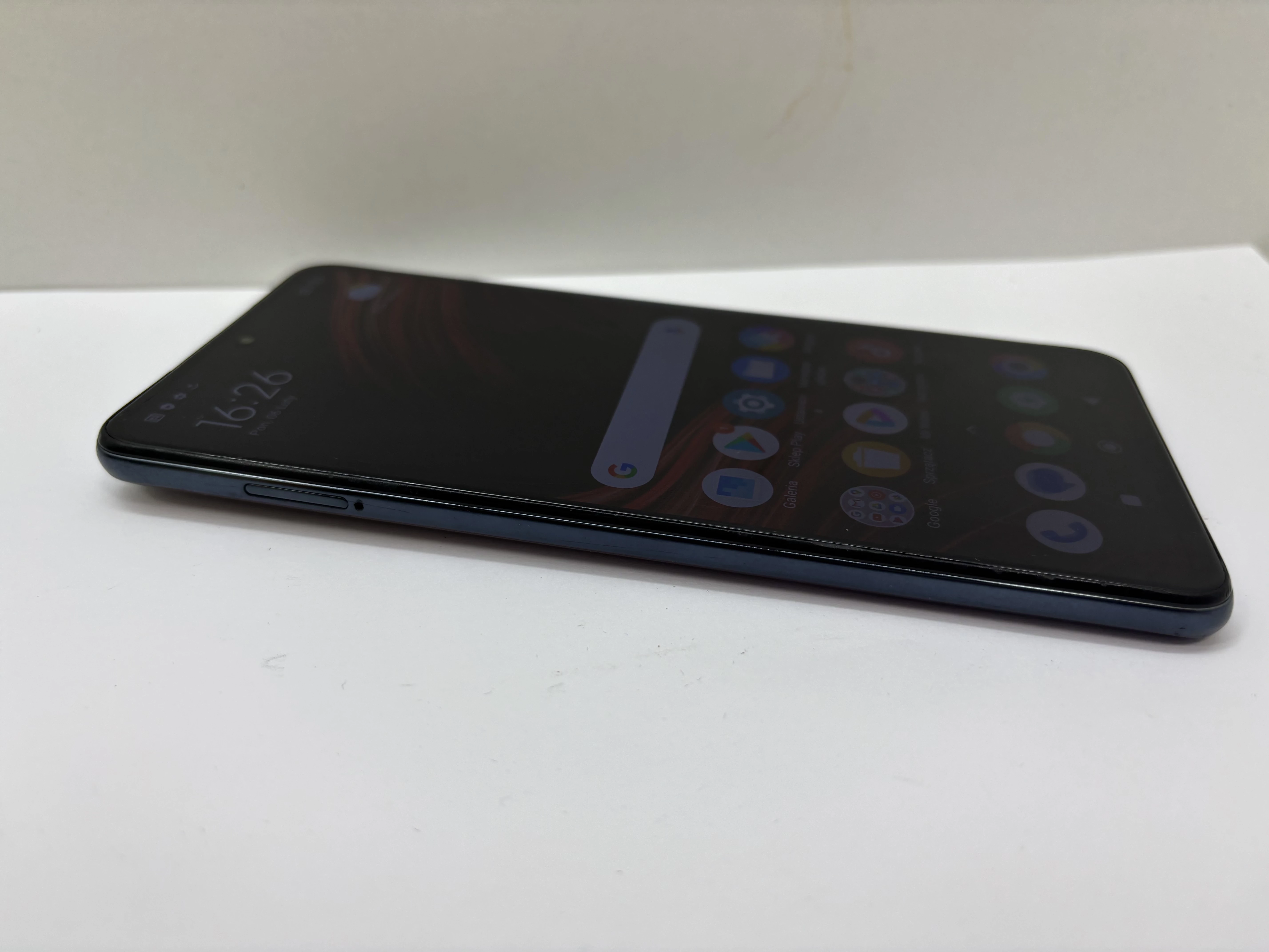 poco-x3-pro-256gb-przekatna-ekranu-667