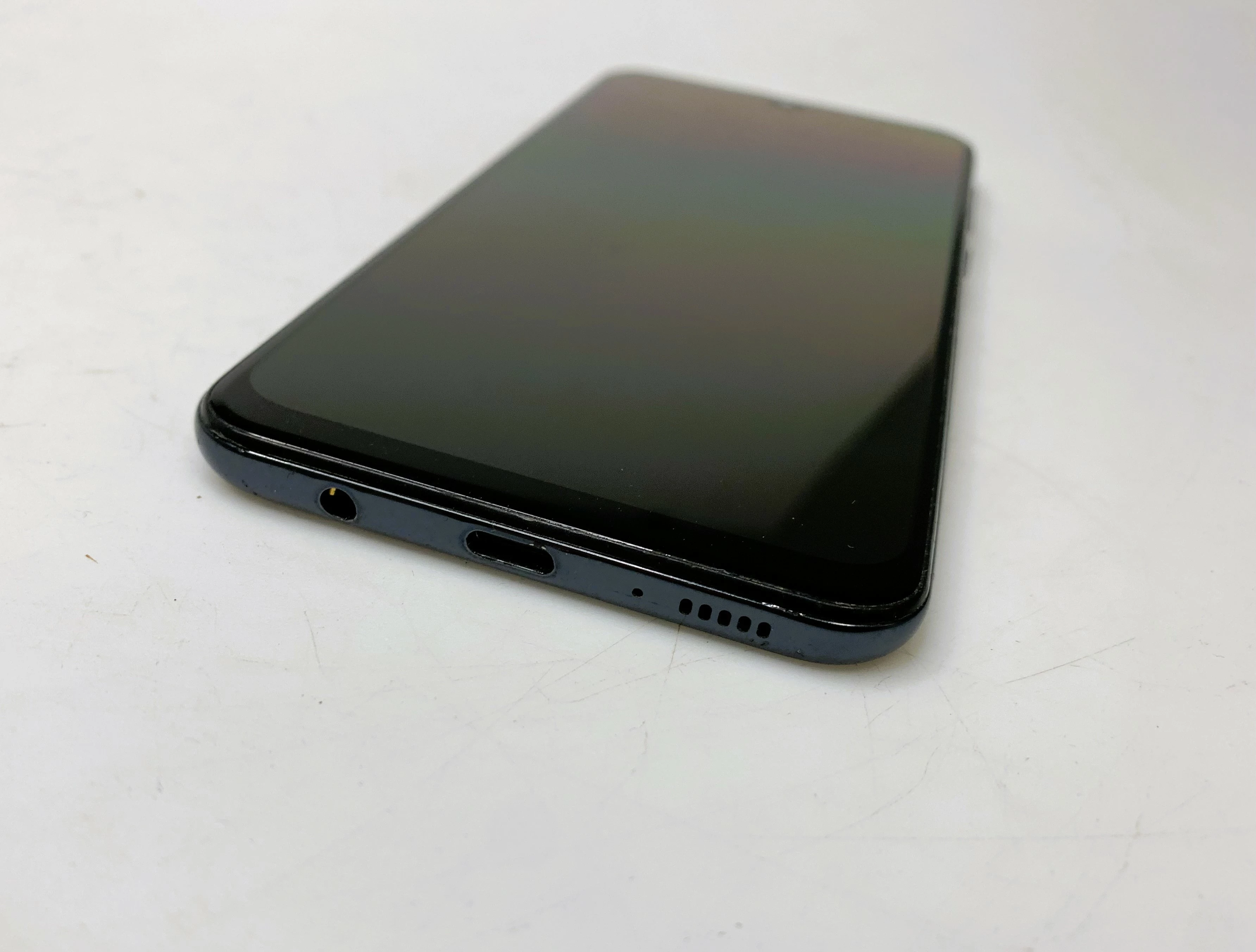 telefon-samsung-galaxy-a50-4128gb-stan-11323-2