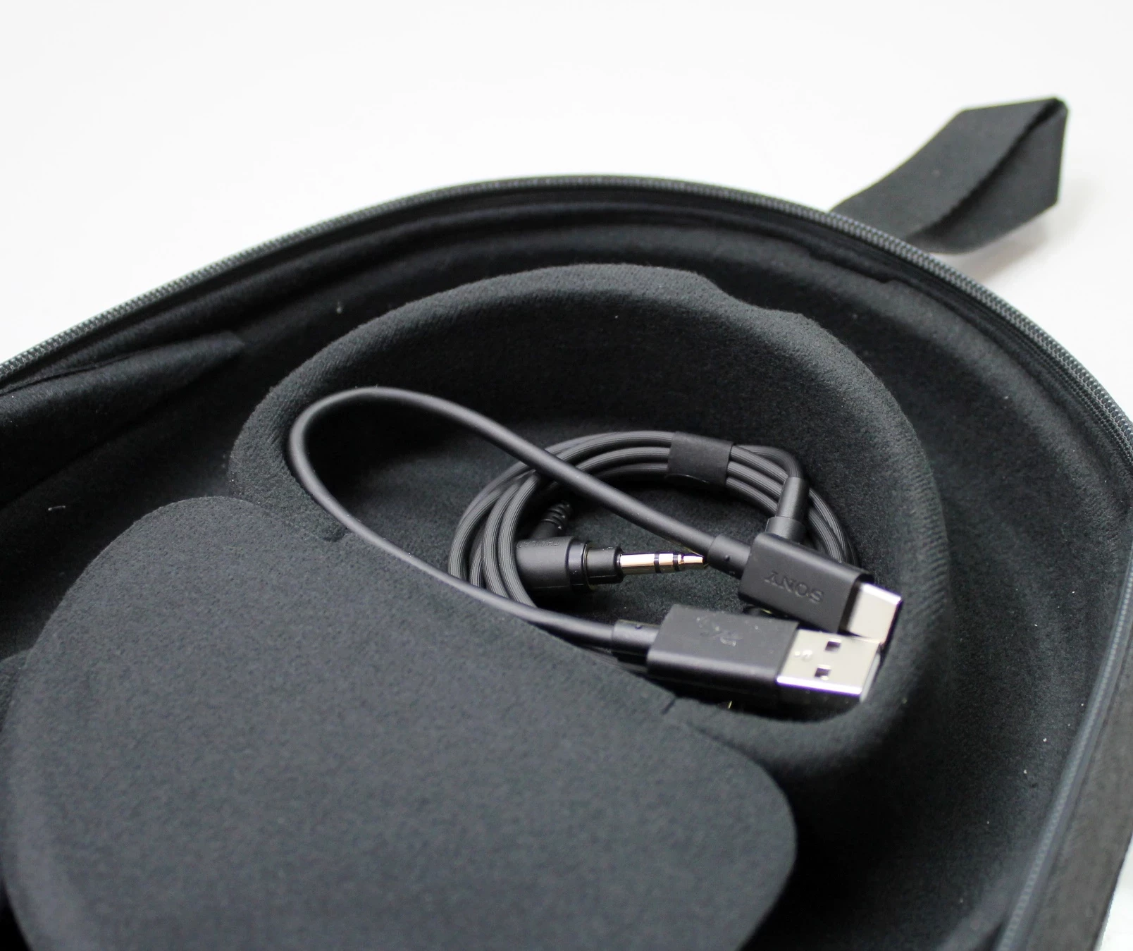 sluchawki-sony-wh-1000xm5-ean-gtin-4548736132580