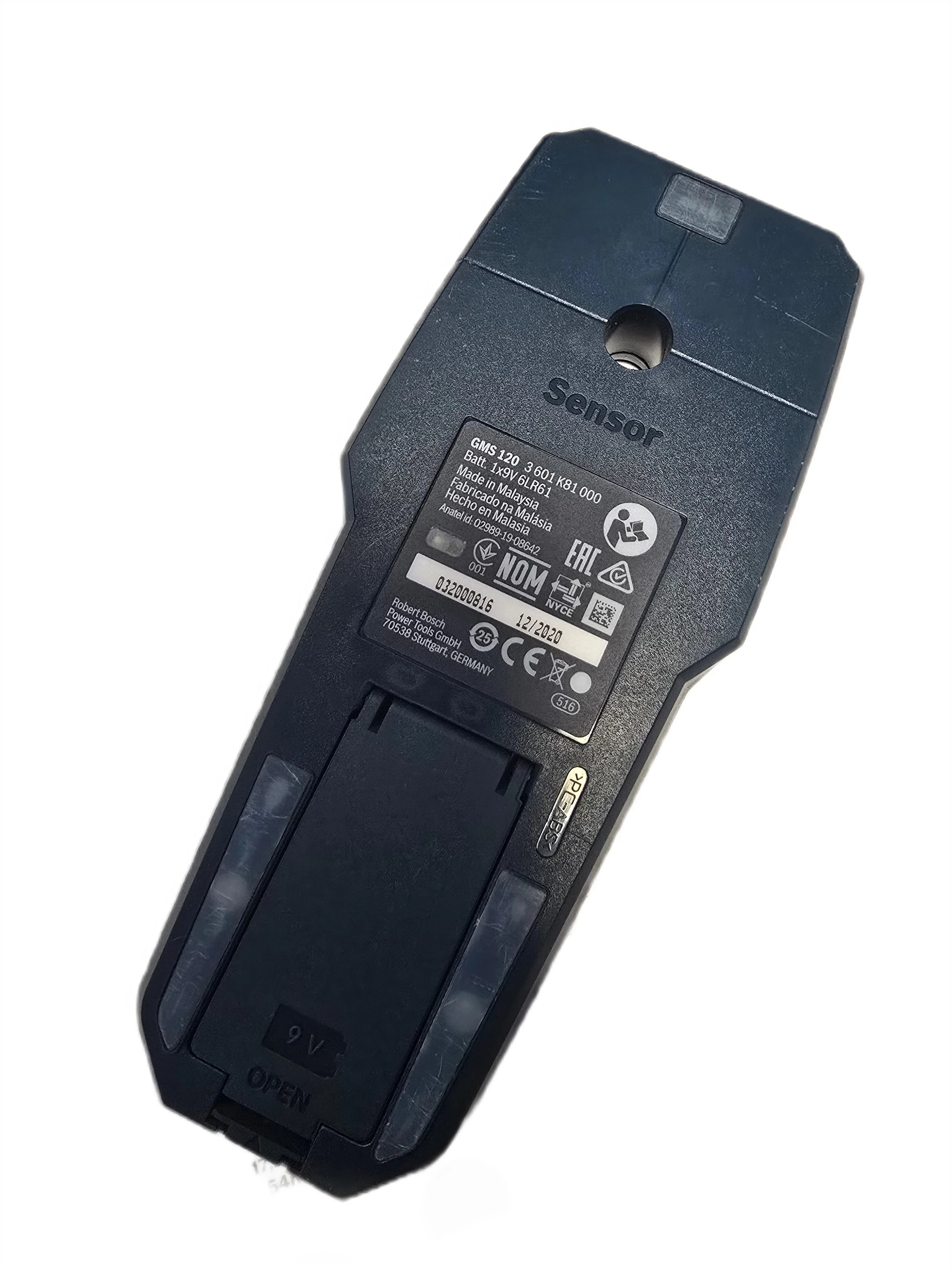 detektor-bosch-gms-120-stan-11323-2