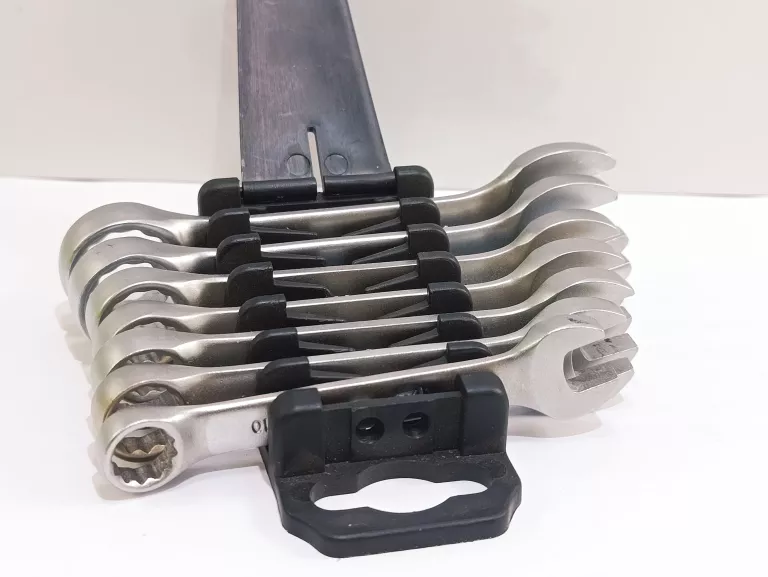 zestaw-kluczy-plasko-oczkowych-7-sztuk-magnusson-glowna-62-poznan-ska-x