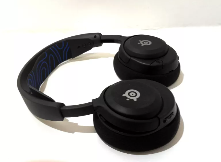 sluchawki-steelseries-arctis-nova-5-model-arctis-nova-5