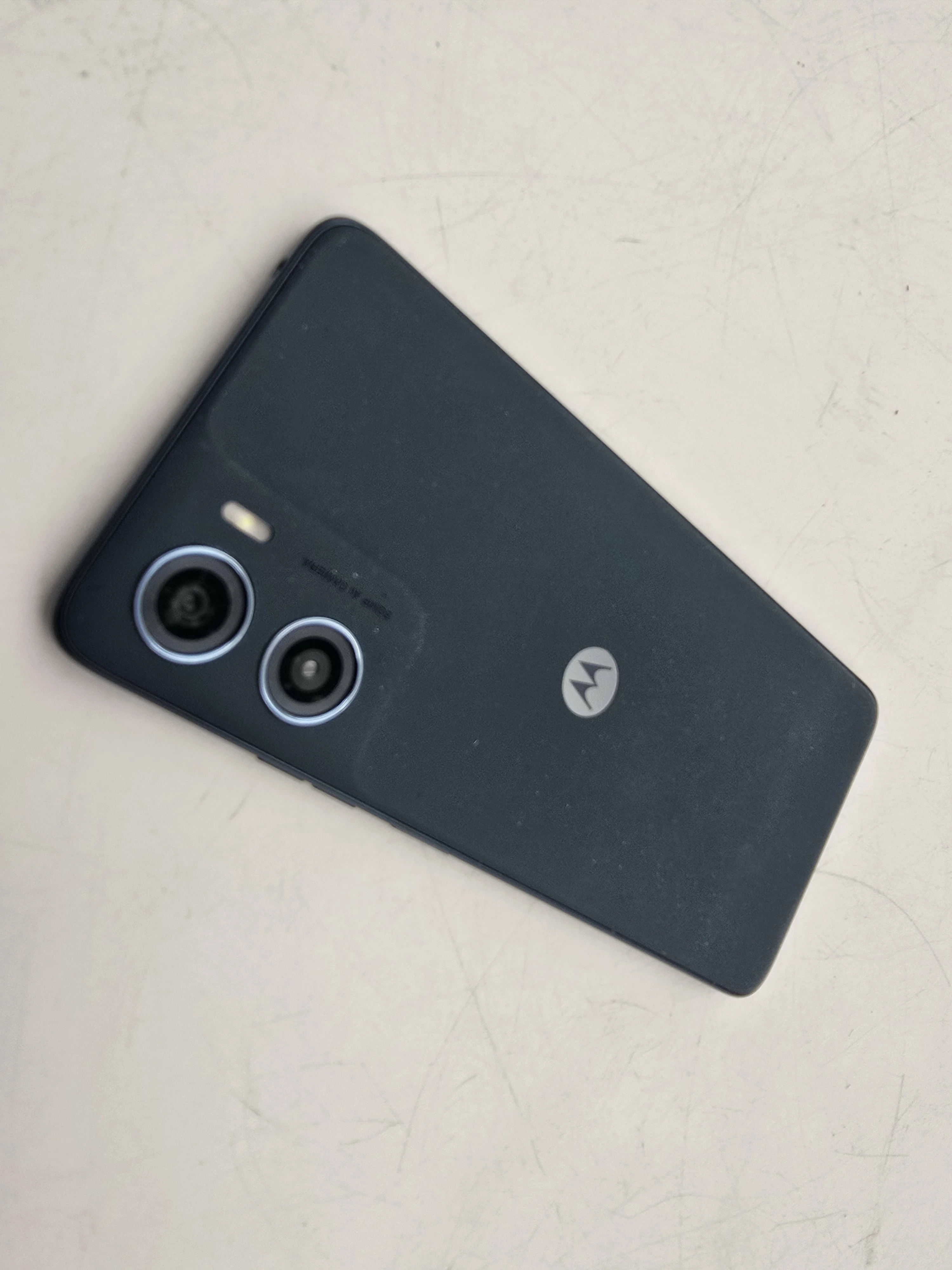 smartfon-motorola-moto-g06-power-464gb-688-120hz-przekatna-ekranu-688