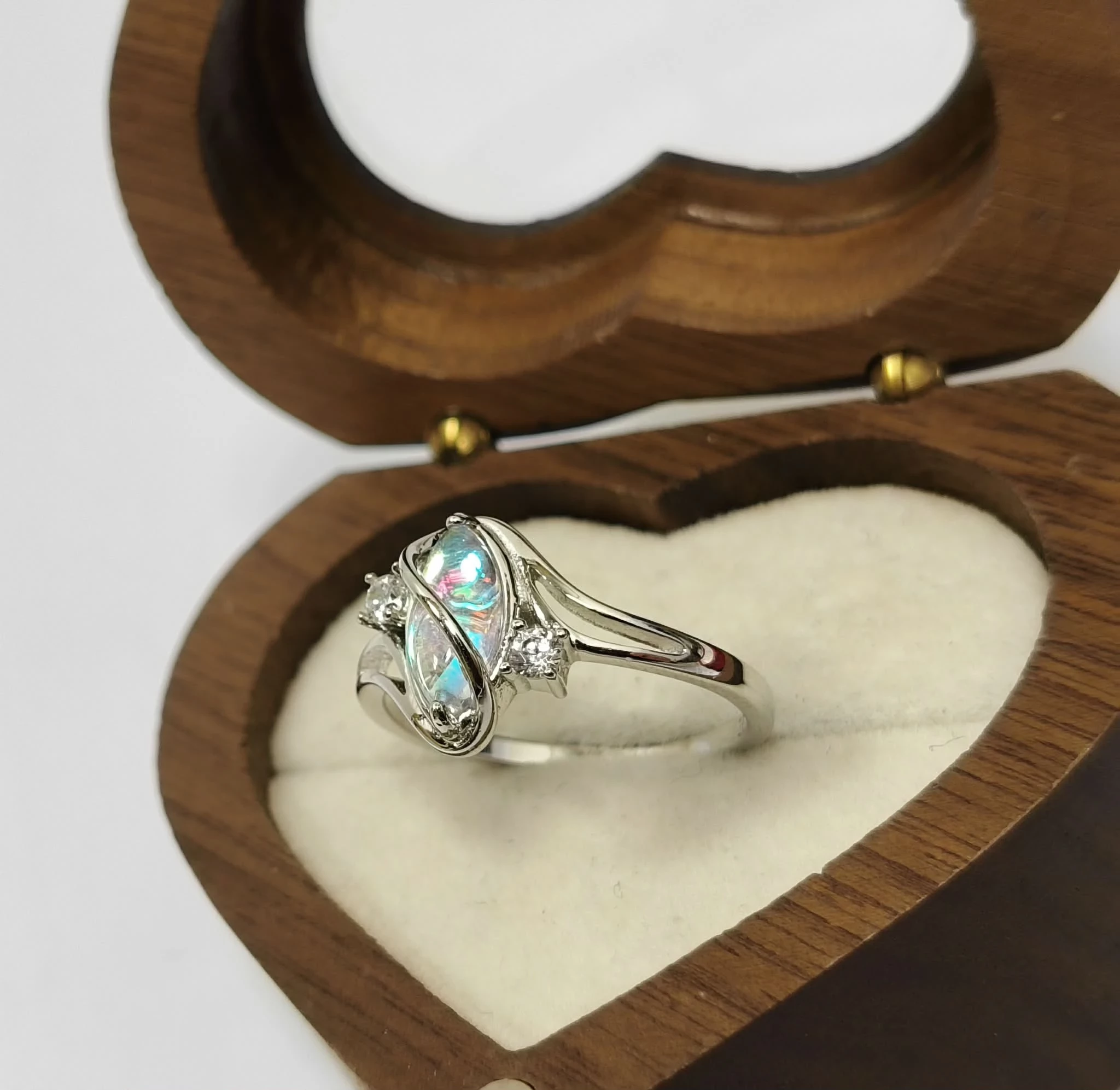 pierscionek-srebrny-925-opal-cyrkonie-rozmiar-20-stan-idealny-waga-267-g-material-15835-4