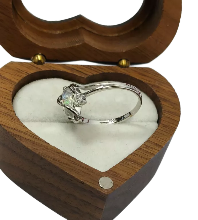 pierscionek-srebrny-925-opal-cyrkonie-rozmiar-20-stan-idealny-waga-267-g-waga-267