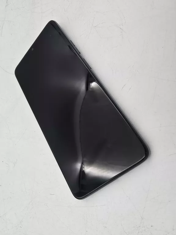 smartfon-motorola-moto-g06-power-464gb-688-120hz-kod-producenta-pb9w0005pl