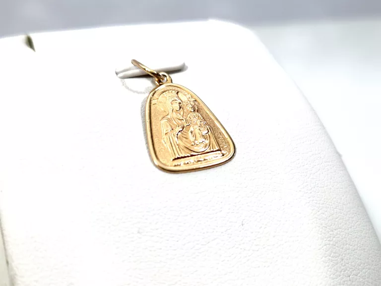 zlota-zawieszka-matka-p585-112g-r15cm-ean-gtin-5900025415436