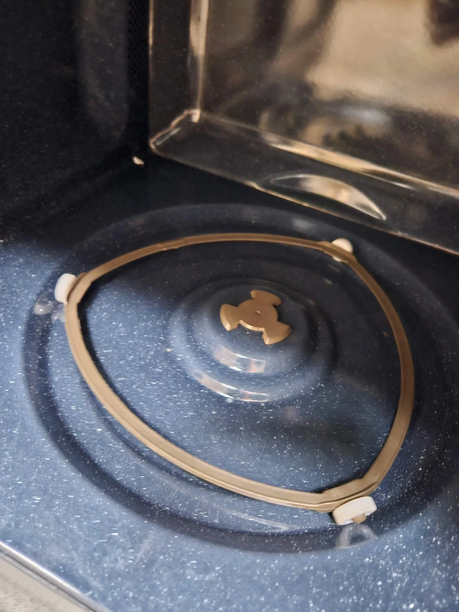 samsung-ge83x-p-blat-mikrofalowka-grill-23-l-800-w-stal-nierdzewna-moc-mikrofal-800