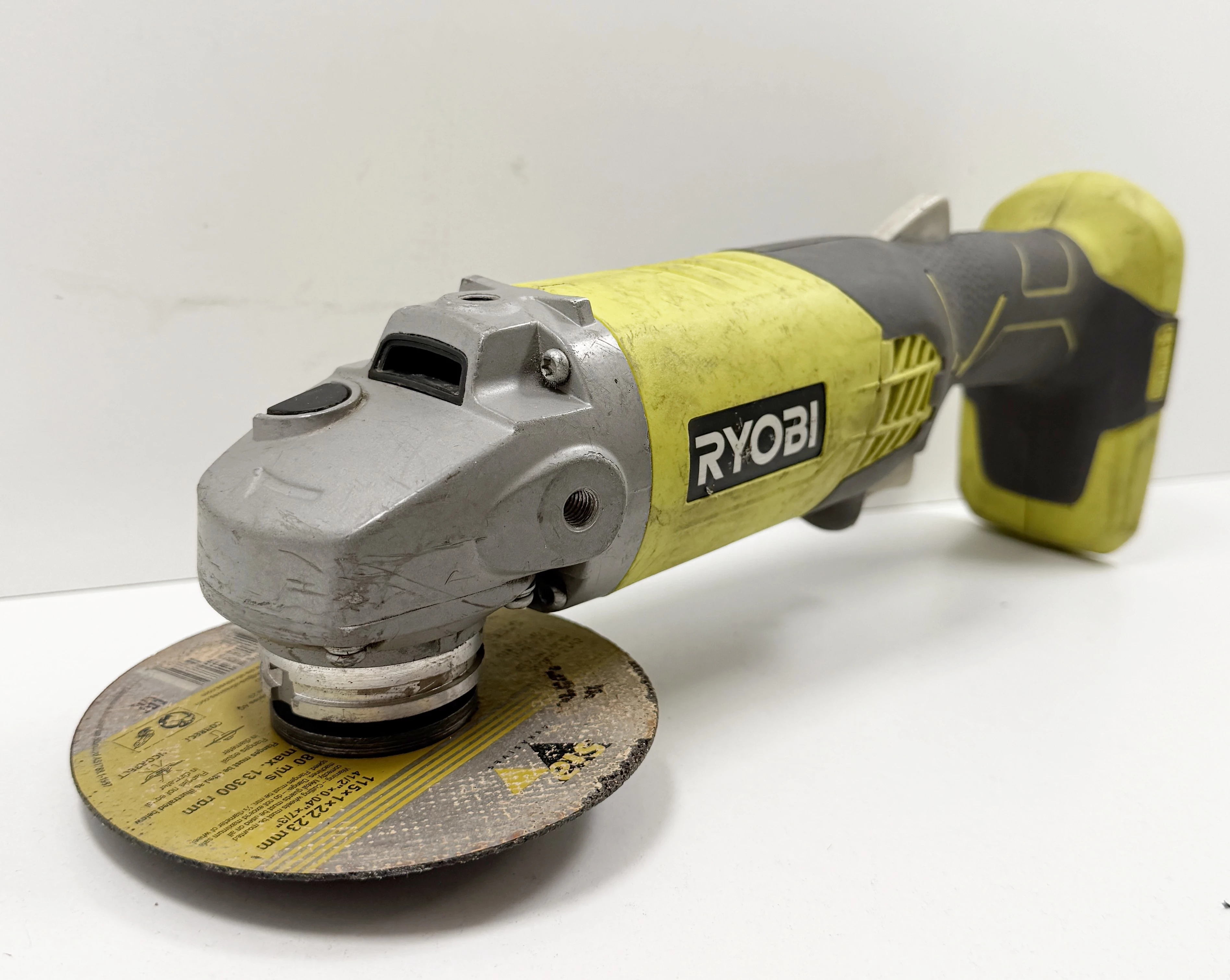 szlifierka-katowa-akumulatorowa-ryobi-18-v-115-mm-ean-gtin-4892210123657