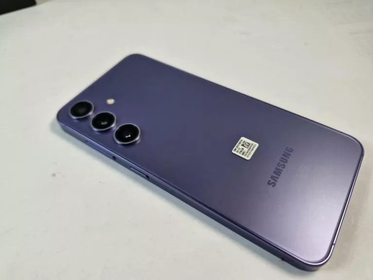 samsung-galaxy-s24-256gb-pudelko-blokada-przekatna-ekranu-620