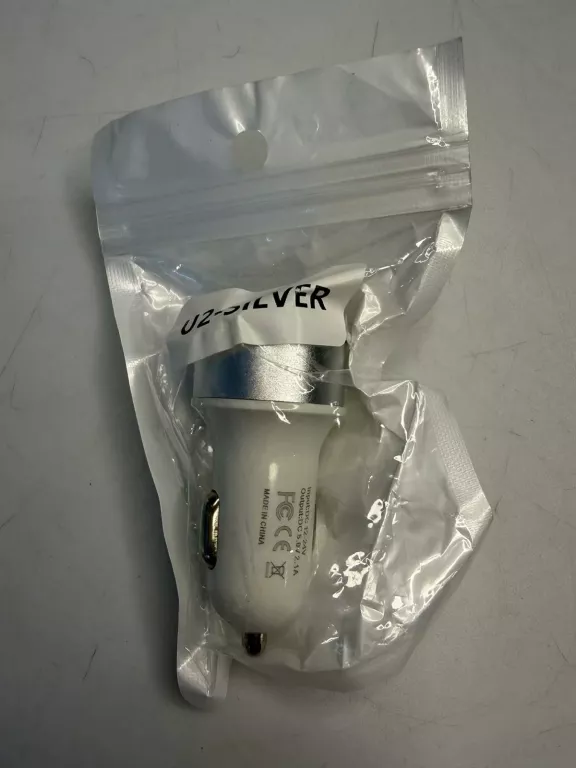 ladowarka-samochodowa-2xusb-21-a-pilsudskiego-91-zawiercie