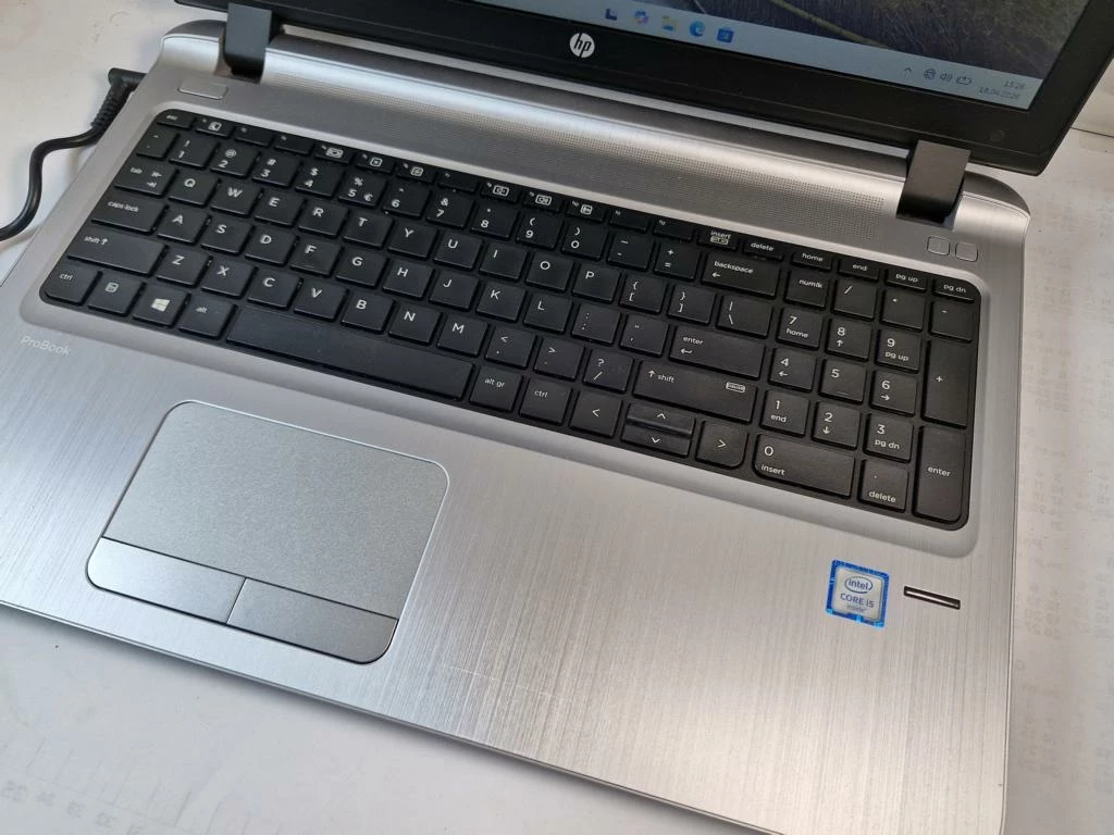 laptop-hp-probook-450-g3-i58gb256gb-zasilacz-przekatna-ekranu-156