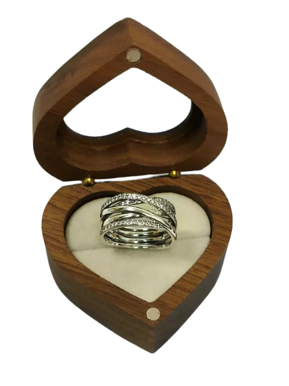 pandora-szeroki-pierscionek-lsniace-linie-190919cz-r60-925-ale-r-20-proba-srebra-206658-228258