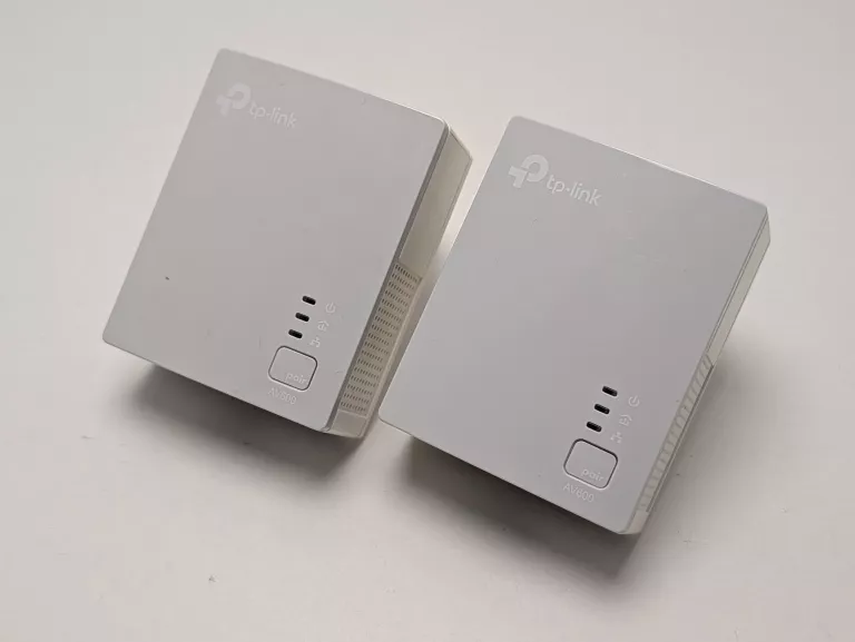 transmiter-sieciowy-power-line-tp-link-tl-pa4010-kit-av600-model-tl-pa4010