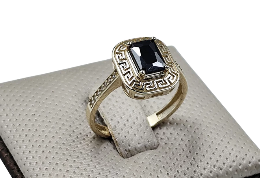 zloty-pierscionek-z-czarnym-kamieniem-585-278g-r16-stan-11323-238058