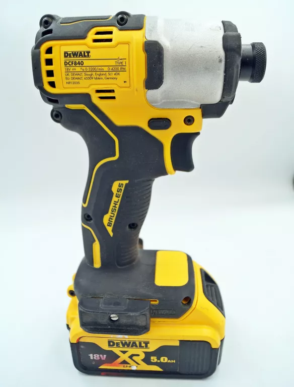 zakretarka-dewalt-dcf840-2x-akumulator-stan-11323-2