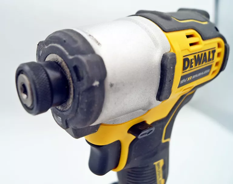 zakretarka-dewalt-dcf840-2x-akumulator-zasilanie-209202-1769478