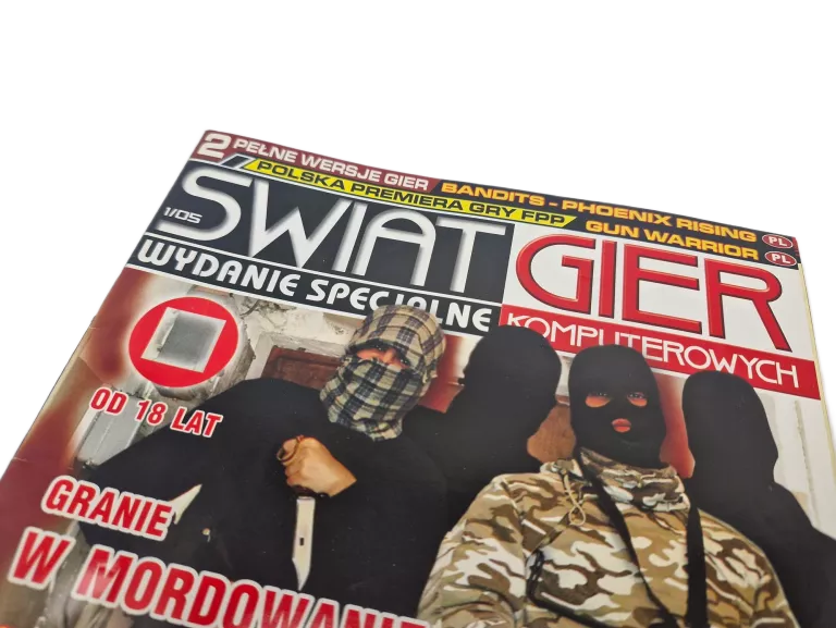 zestaw-gazet-swiat-gier-komputerowych-wydania-specjalne-2005-stan-11323-2