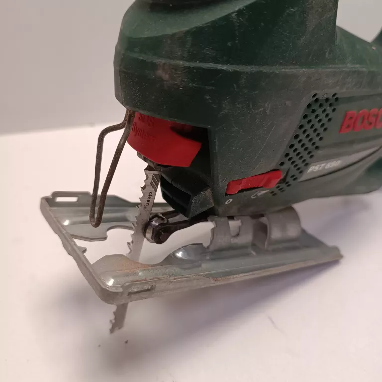 wyrzynarka-bosch-pst-650-w-walizce-stan-11323-2